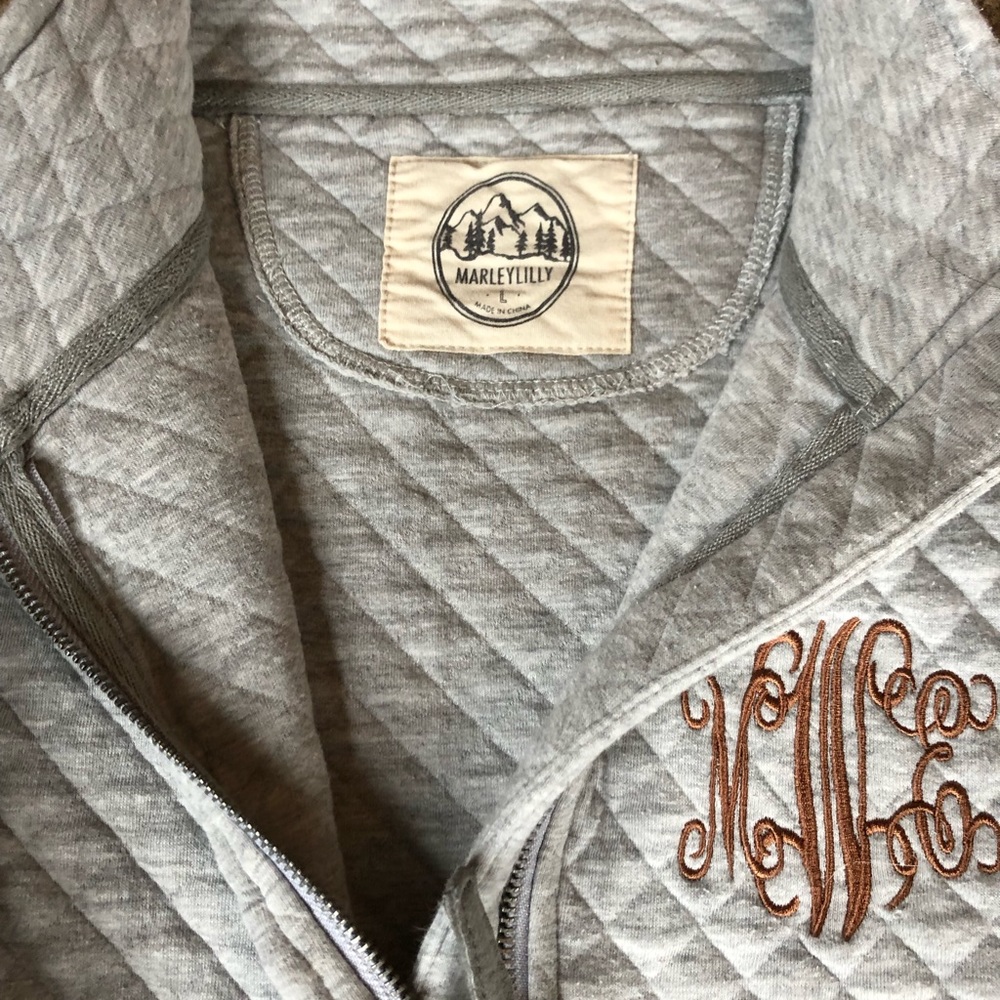 Marley Lilly Pullover Sweatshirt- L monogram MEW